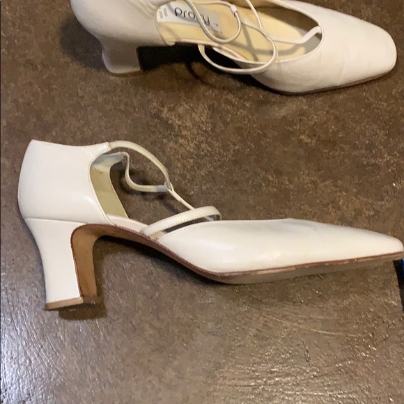 Shoes - Picture 2 of 3